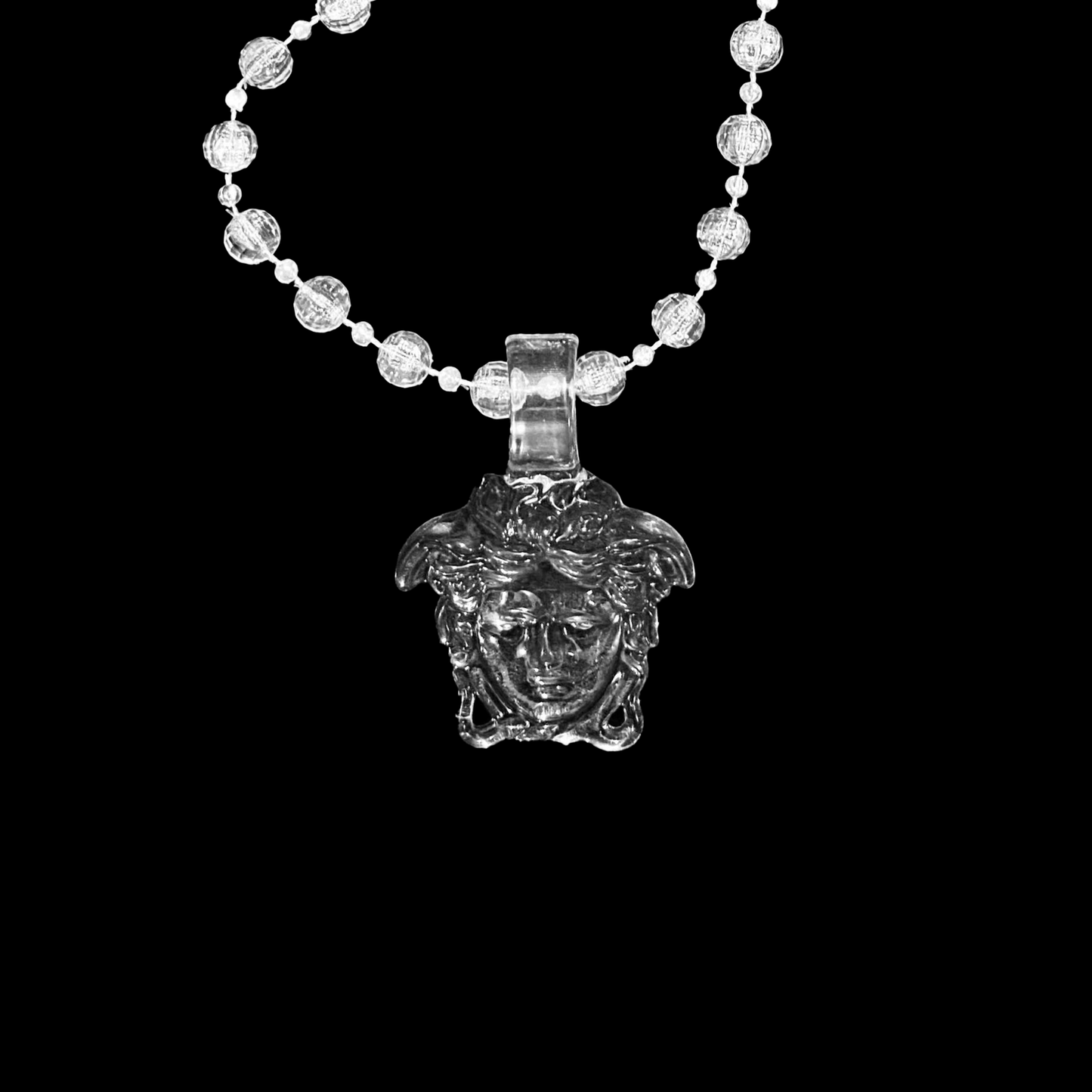 (CLEAR) MEDUSA HEAD NECKLACE